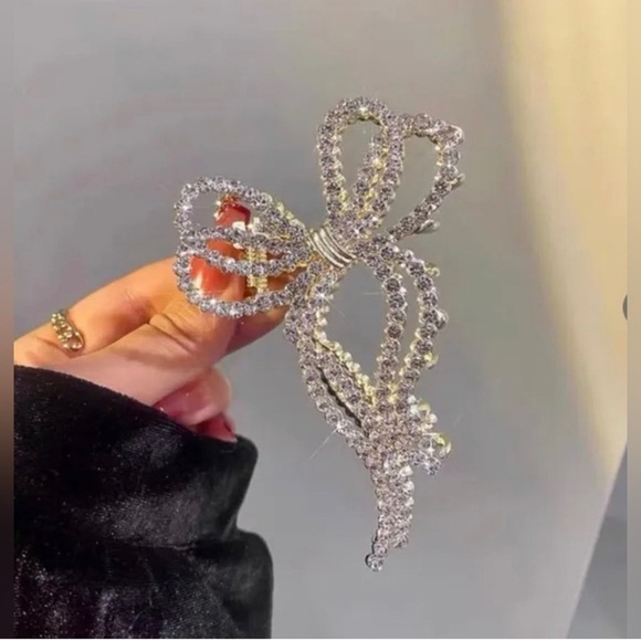 Super Elegant Embellished Hairpin to Enhance your Casual or Night Our Hair look main image 6